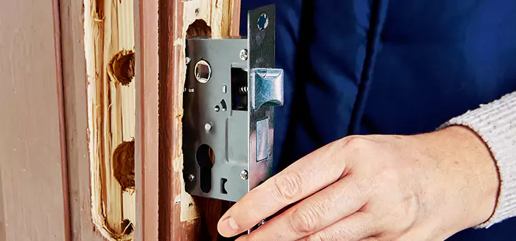 Garage Door Lock Replacement Seabrook